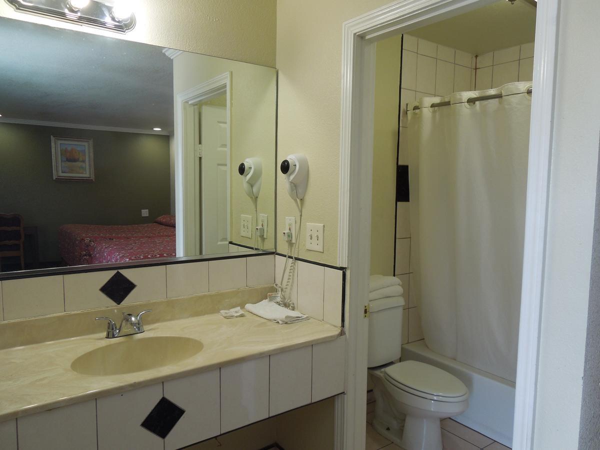 Castaway Motel Orange Bagian luar foto